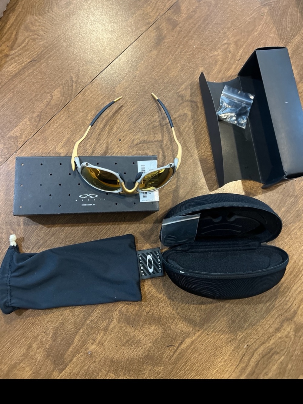 Vintage 1998 Oakley Xx 24k iridium in original condition